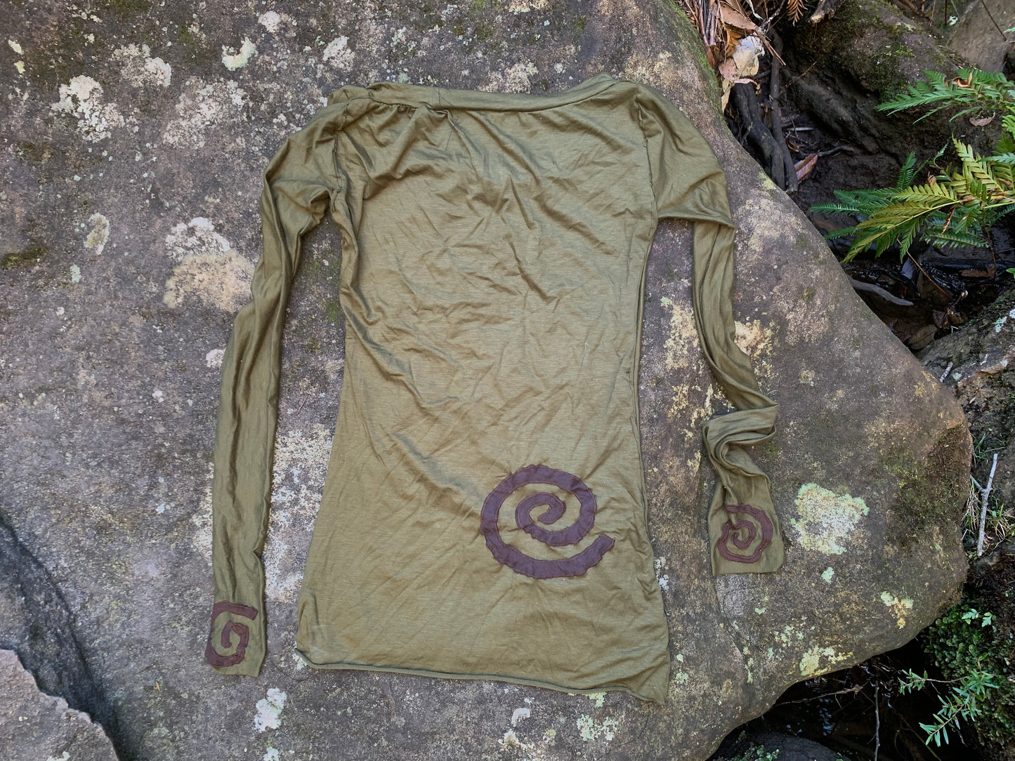 Spiral Palm top