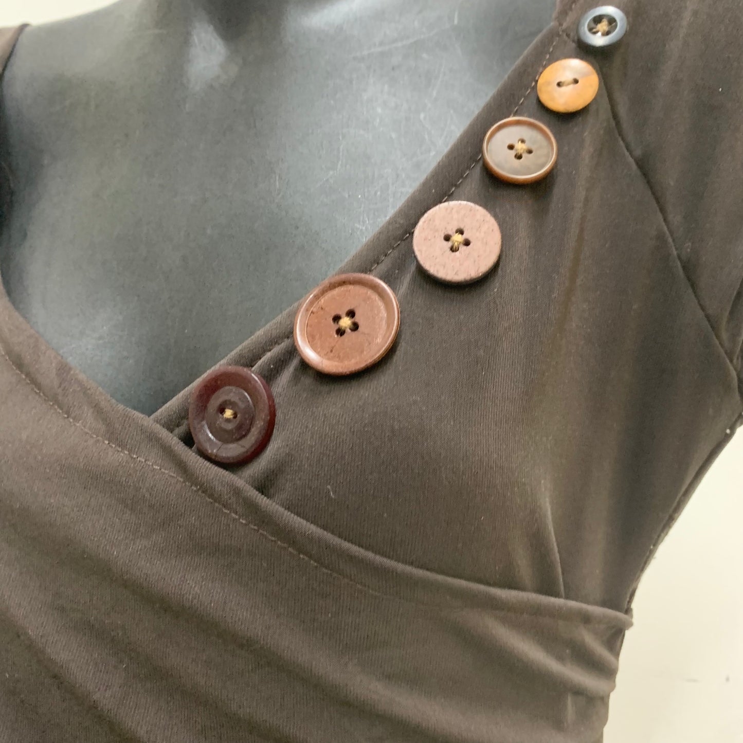 Button Top